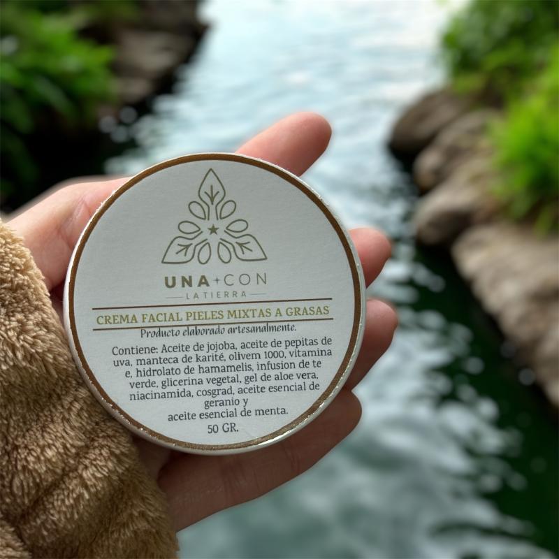 Imagen ilustrativa de Crema Facial Mixta a Grasa